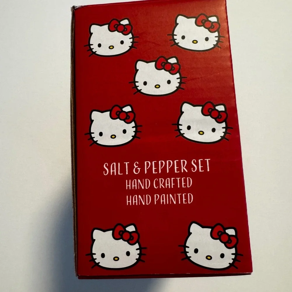 Hello Kitty Cowgirl Horse Sanrio salt & Pepper‎ NEW in box. Blue Sky Clayworks